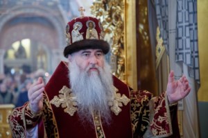 Митрополит Саратовский и Вольский Лонгин совершил Божественную литургию и чин Торжества Православия в Свято-Троицком кафедральном соборе г. Саратова