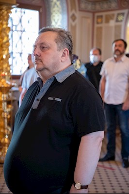 Митрополит Игнатий совершил Божественную литургию в Свято-Троицком кафедральном соборе г. Саратова