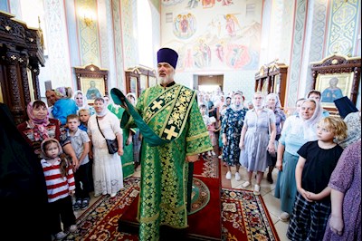 Божественная литургия в Иоанновском женском монастыре