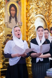 Митрополит Лонгин совершил Божественную литургию в Свято-Троицком кафедральном соборе г.Саратова