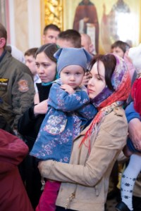 Митрополит Лонгин совершил Божественную литургию в Свято-Троицком кафедральном соборе г.Саратова
