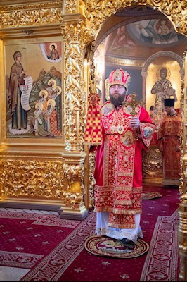 Митрополит Игнатий совершил Божественную литургию в Свято-Троицком кафедральном соборе г. Саратова