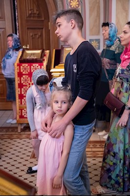 Митрополит Игнатий совершил Божественную литургию в Свято-Троицком кафедральном соборе г. Саратова