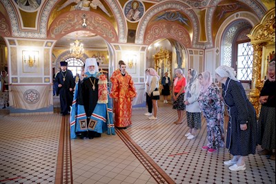 В канун Собора Саратовских святых совершено соборное архиерейское богослужение