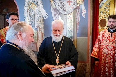 В канун Собора Саратовских святых совершено соборное архиерейское богослужение