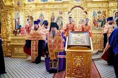 В канун Собора Саратовских святых совершено соборное архиерейское богослужение