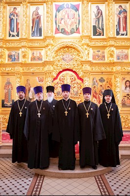Митрополит Игнатий совершил Божественную литургию в Свято-Троицком кафедральном соборе г. Саратова