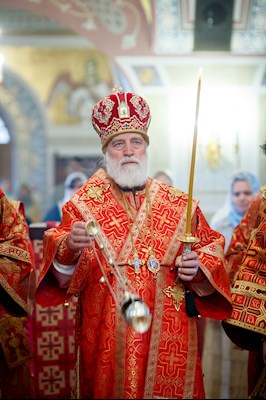 В канун Собора Саратовских святых совершено соборное архиерейское богослужение