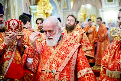 В канун Собора Саратовских святых совершено соборное архиерейское богослужение