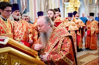 В канун Собора Саратовских святых совершено соборное архиерейское богослужение