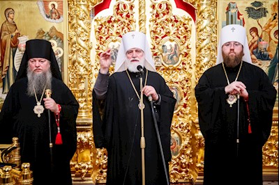 В канун Собора Саратовских святых совершено соборное архиерейское богослужение