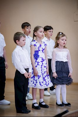 Митрополит Игнатий посетил 10-летний юбилей центра «Колосок»
