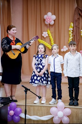 Митрополит Игнатий посетил 10-летний юбилей центра «Колосок»