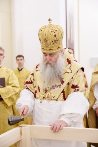 Великое освящение храма во имя святителя Спиридона Тримифунтского г. Саратова и Божественная литургия в новоосвященном храме