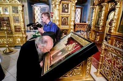 В канун Собора Саратовских святых совершено соборное архиерейское богослужение