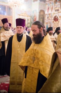 Рождественская вечерня в Покровском храме Саратова