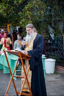 Божественная литургия в Вавиловом Доле