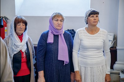 Выпускники СПДС в священном сане совершили богослужение