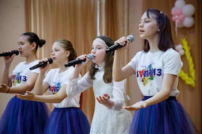 Митрополит Игнатий посетил 10-летний юбилей центра «Колосок»