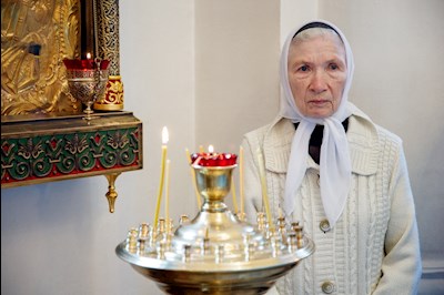Выпускники СПДС в священном сане совершили богослужение
