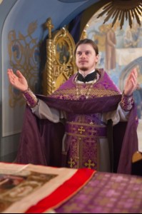 Крещальная Литургия в Свято-Троицком соборе Саратова