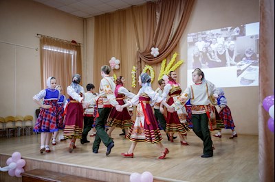 Митрополит Игнатий посетил 10-летний юбилей центра «Колосок»