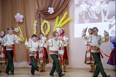 Митрополит Игнатий посетил 10-летний юбилей центра «Колосок»