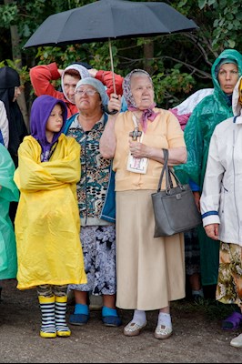 Божественная литургия в Вавиловом Доле