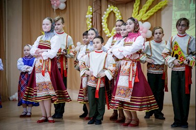 Митрополит Игнатий посетил 10-летний юбилей центра «Колосок»