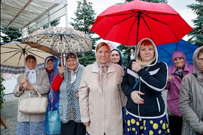 Божественная литургия в Вавиловом Доле