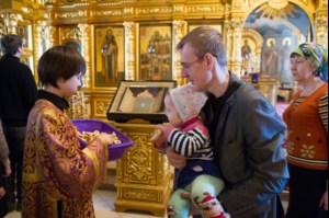 Крещальная Литургия в Свято-Троицком соборе Саратова