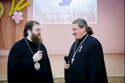 Митрополит Игнатий посетил 10-летний юбилей центра «Колосок»