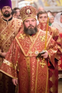 В канун празднования Собора Саратовских святых Митрополит Лонгин совершил Всенощное бдение в Свято-Троицком кафедральном соборе города Саратова