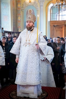 Встреча саратовских святителей в Покровском соборе