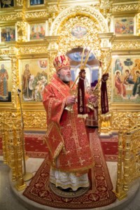 В канун празднования Собора Саратовских святых Митрополит Лонгин совершил Всенощное бдение в Свято-Троицком кафедральном соборе города Саратова