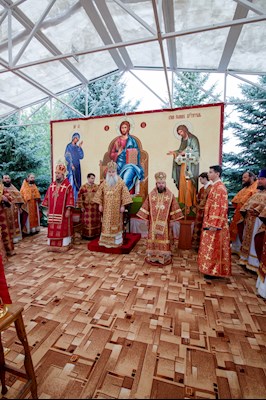 Божественная литургия в Вавиловом Доле
