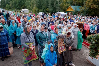 Божественная литургия в Вавиловом Доле