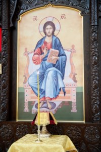 Совершены Чин положения антиминса и первая Литургия в храме в честь иконы Божией Матери «Всех скорбящих Радость» г. Саратова