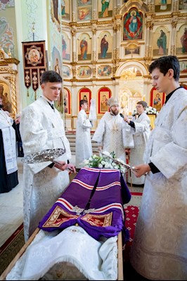 Встреча саратовских святителей в Покровском соборе