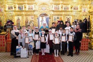 В канун празднования Собора Саратовских святых Митрополит Лонгин совершил Всенощное бдение в Свято-Троицком кафедральном соборе города Саратова