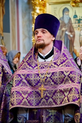 Великая вечерня в соединении с Литургией святителя Василия Великого в Свято-Троицком кафедральном соборе г. Саратова