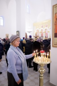 Великое освящение храма во имя святителя Спиридона Тримифунтского г. Саратова и Божественная литургия в новоосвященном храме