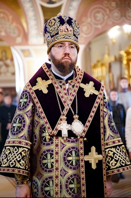 Великая вечерня в соединении с Литургией святителя Василия Великого в Свято-Троицком кафедральном соборе г. Саратова