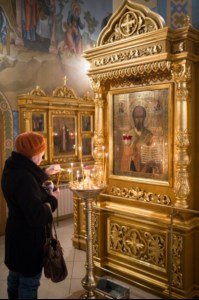 Крещальная литургия в Свято-Троицком кафедральном соборе Саратова