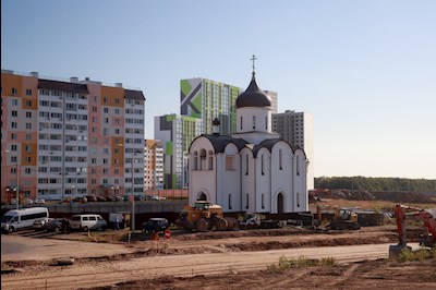 Митрополит Игнатий совершил Божественную литургию в храме Нерукотворного Образа Спасителя г. Саратова