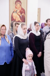 Великое освящение храма во имя святителя Спиридона Тримифунтского г. Саратова и Божественная литургия в новоосвященном храме