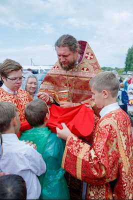Божественная литургия в Вавиловом Доле