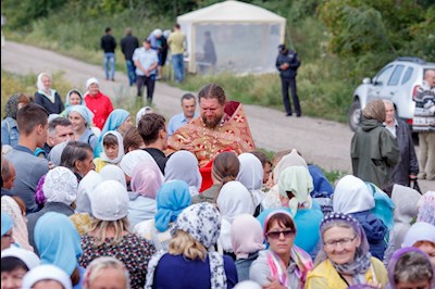 Божественная литургия в Вавиловом Доле