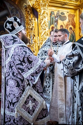 Литургия Преждеосвященных Даров в Свято-Троицком кафедральном соборе г. Саратова