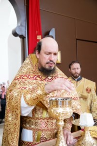 Совершены Чин положения антиминса и первая Литургия в храме в честь иконы Божией Матери «Всех скорбящих Радость» г. Саратова